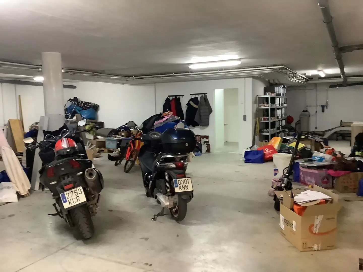 Parkplatz von Haus oder Chalet zum Verkauf in Calvià mit Klimaanlage, Privatgarten und Terrasse
