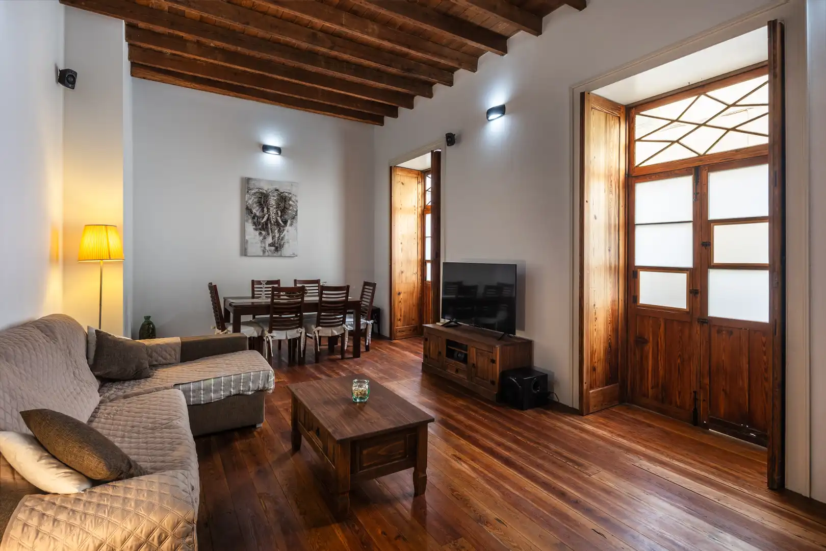 Sala d'estar de Casa adosada en venda en Santa María de Guía de Gran Canaria amb Terrassa, Moblat i Balcó