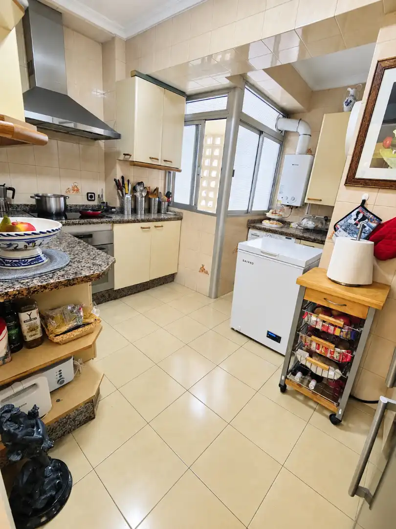 Flat with lift for sale in Ronda de los Tejares, imagen 4