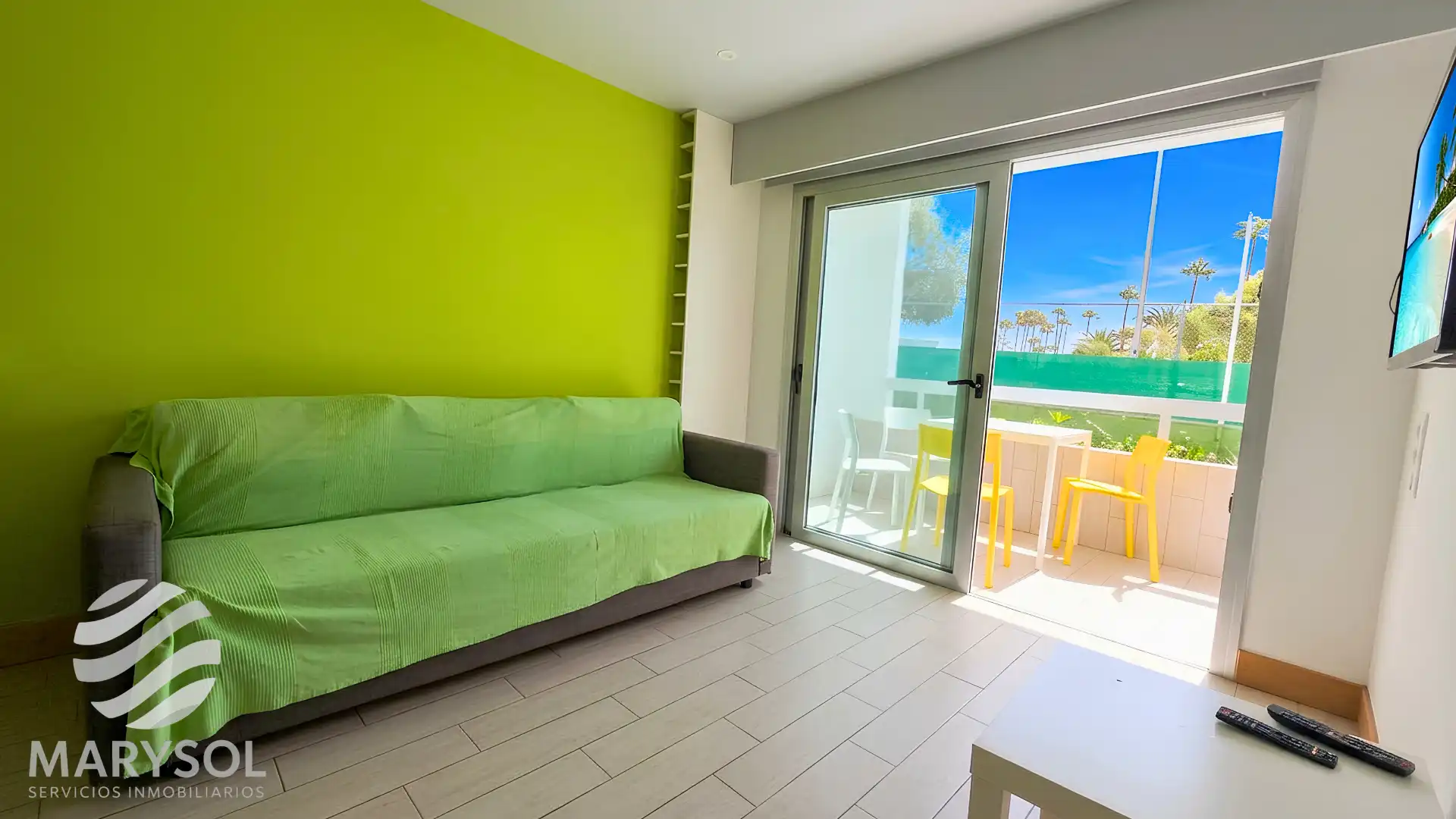 Sala de estar de Apartamento de alquiler en San Bartolomé de Tirajana con Terraza, Amueblado y Lavadora
