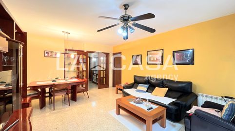 Foto 4 von Maisonette zum Verkauf in Fondo, Santa Coloma de Gramenet