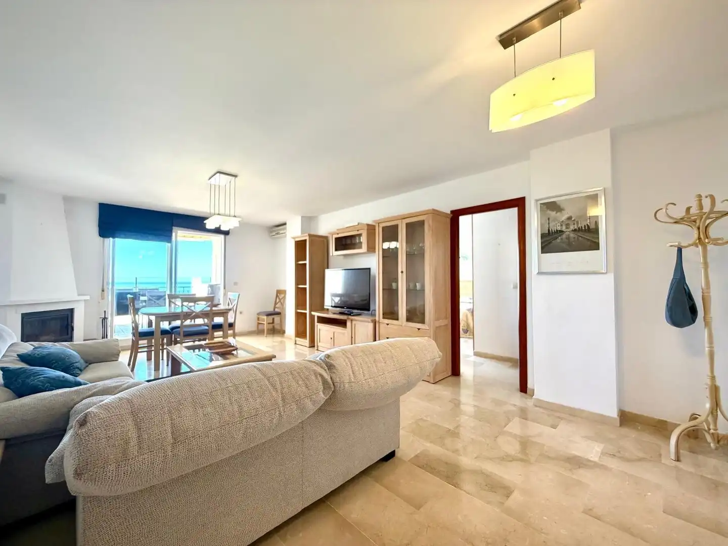 Sala de estar de Piso en venta en Benalmádena con Aire acondicionado, Jardín privado y Terraza