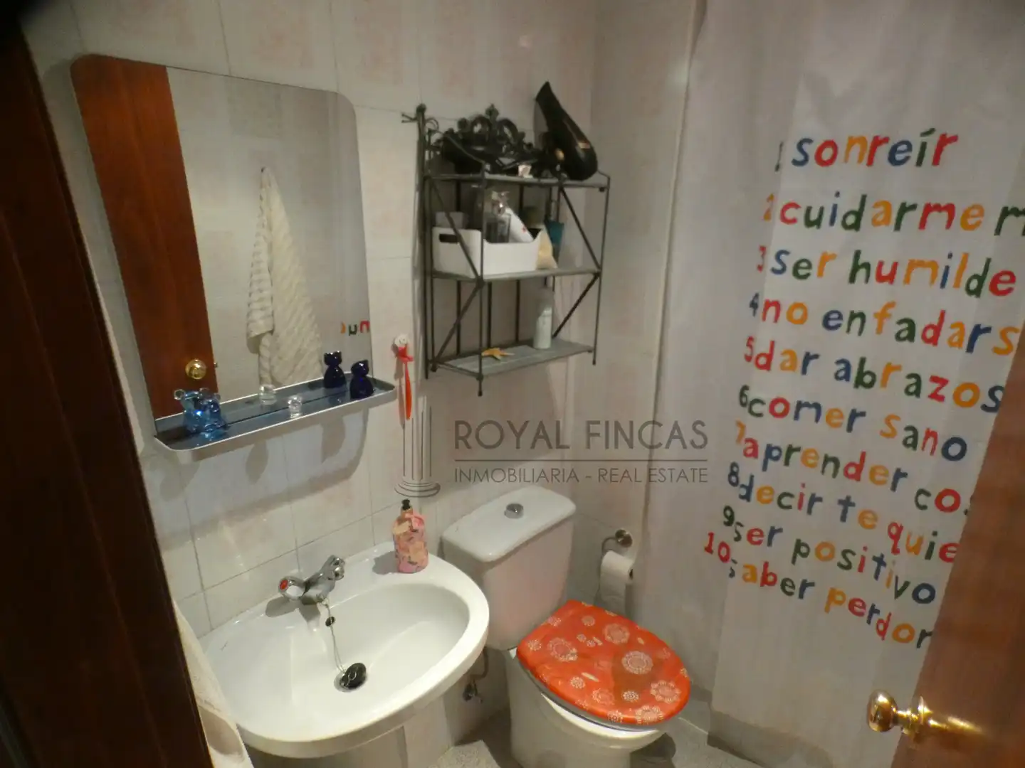 Bathroom of Flat for sale in Málaga  with Air Conditioner, Terrace and Storage room