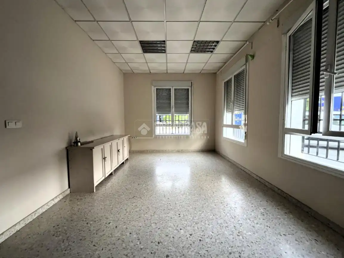 Commercial properties for rent in Pilas
