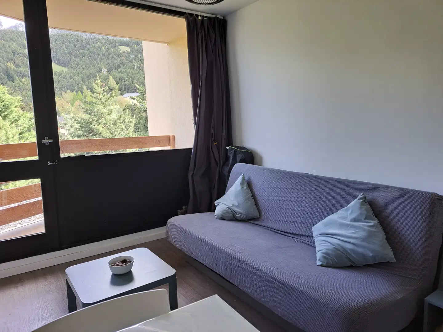 Terrassa de Apartament en venda en Saint - Pierre - dels - Forcats amb Terrassa i Moblat