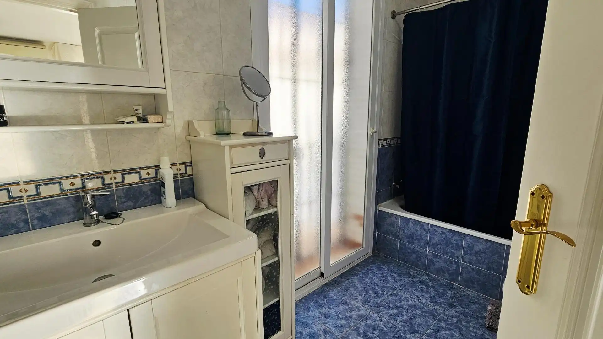 Bany de Casa adosada en venda en Benalmádena amb Aire condicionat, Jardí privat i Terrassa