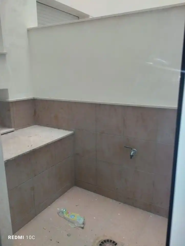 Baño de Piso en venta en  Melilla Capital
