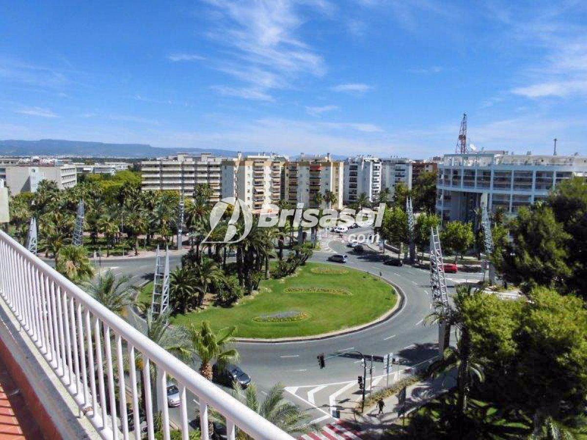 Exterior view of Attic for sale in Salou  with Air Conditioner, Heating and Terrace