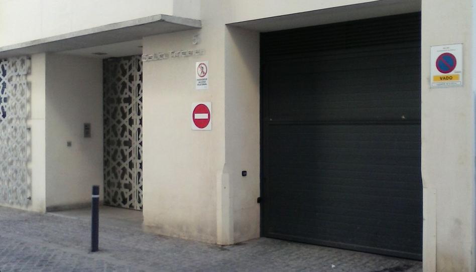 Photo 1 of Garage to rent in Calle Pagés del Corro, 39, Triana Casco Antiguo, Sevilla