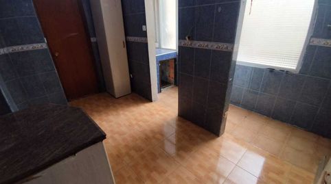 Foto 3 de Piso en venta en C/ Pelayo, Carolinas Bajas, Alicante / Alacant