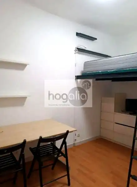 Flat for rent in Sector Sur - La Palmera - Reina Mercedes