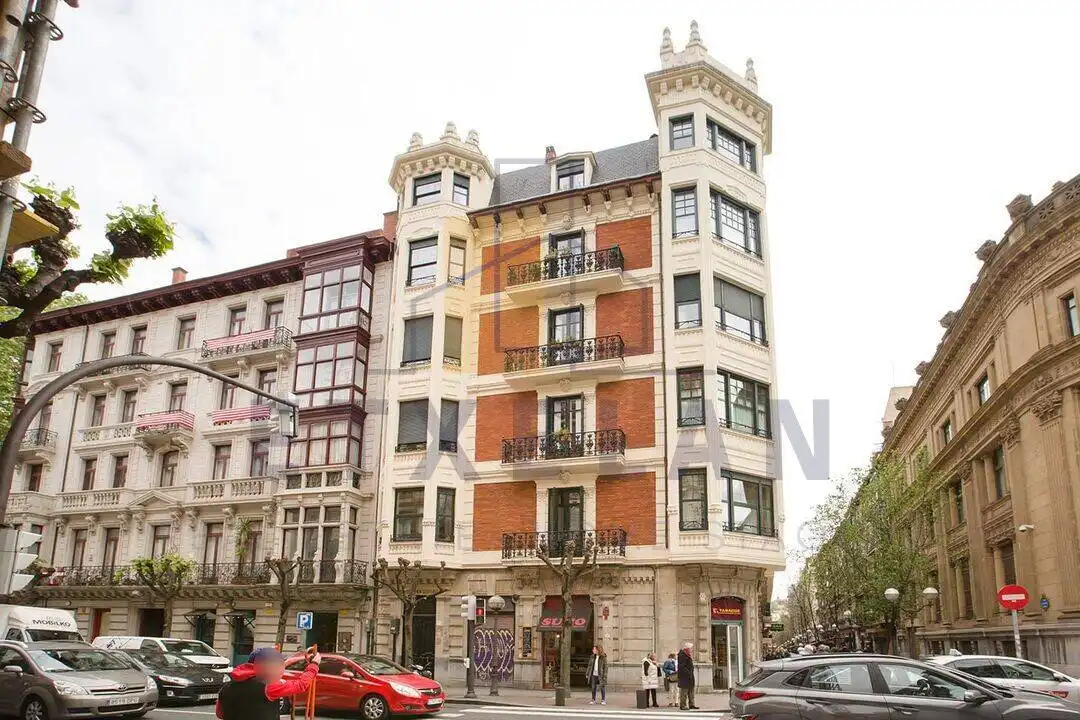 Exterior view of Flat for sale in Bilbao   with Heating, Storage room and Balcony
