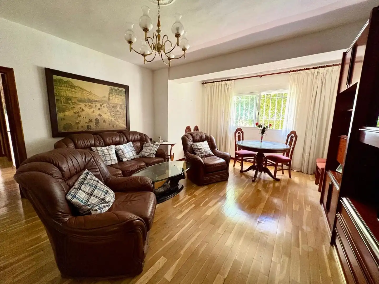 Living room of Flat for sale in Fuencarral - El Pardo