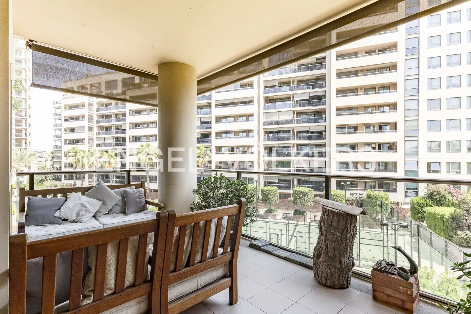 Flat with terrace for sale in Sant Martí, imagen 3