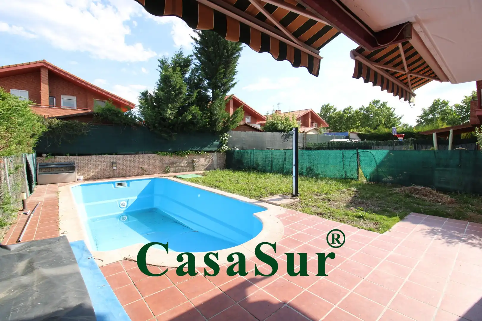 Piscina de Casa o chalet en venta en Renedo de Esgueva con Calefacción, Jardín privado y Terraza