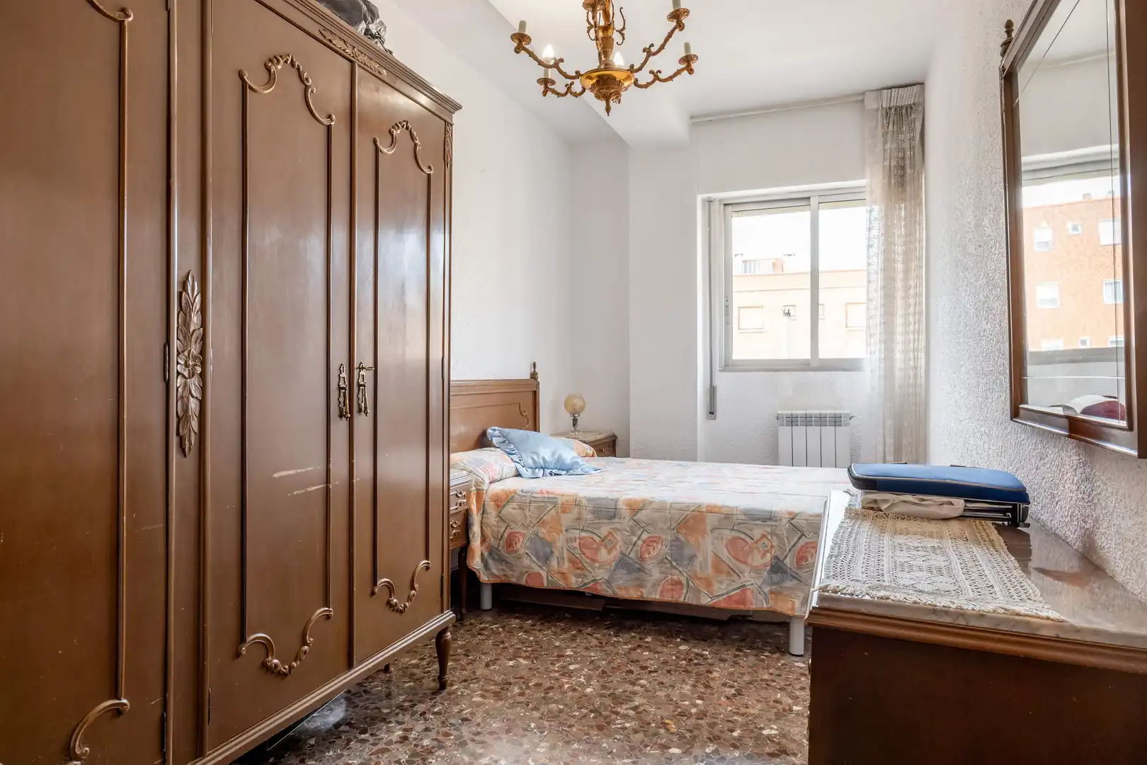 Casa o chalet en venta en Calle OSA MAYOR, 40, Valdefierro