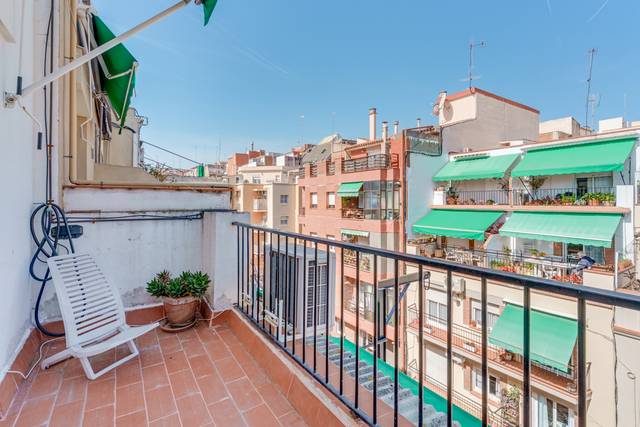 Piso en Venta en Carrer de Varsòvia en El Guinardó
