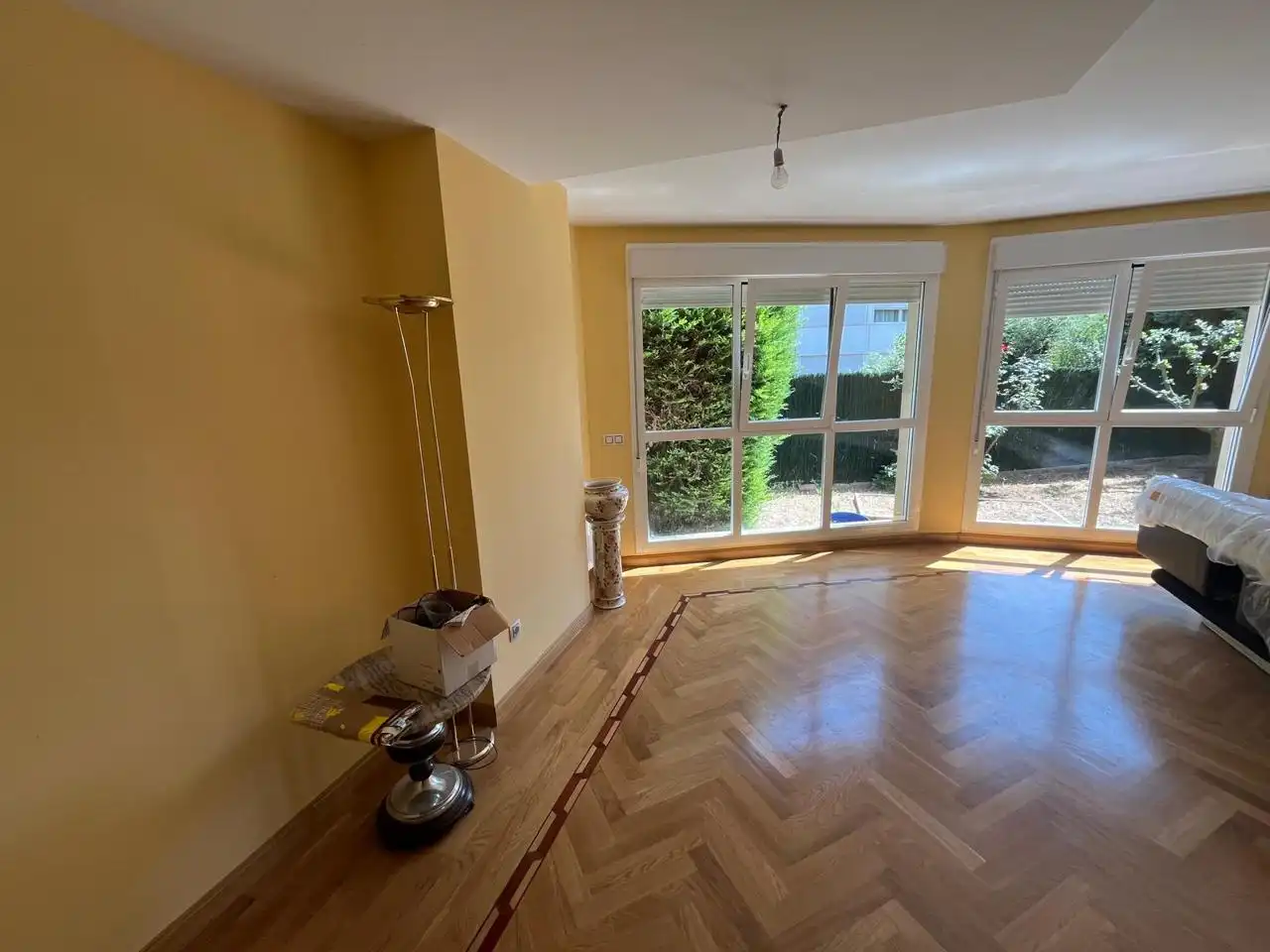 Sala de estar de Casa o chalet en venta en Cardeñajimeno con Calefacción, Jardín privado y Terraza