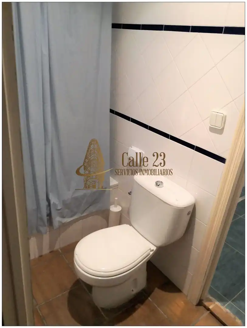 Baño de Edificio en venta en Huelva