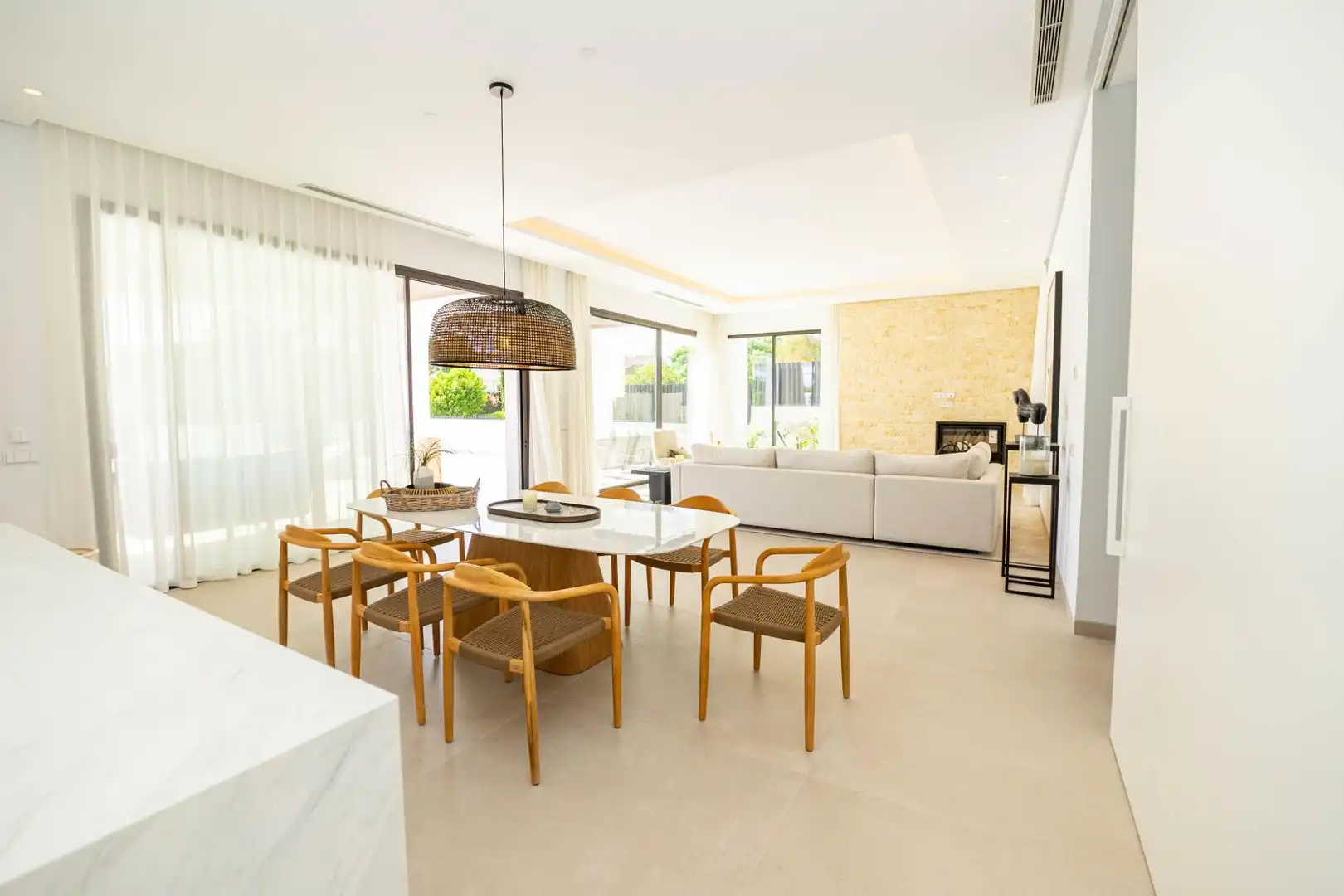 Comedor de Casa o chalet en venta en Marbella con Aire acondicionado, Jardín privado y Terraza