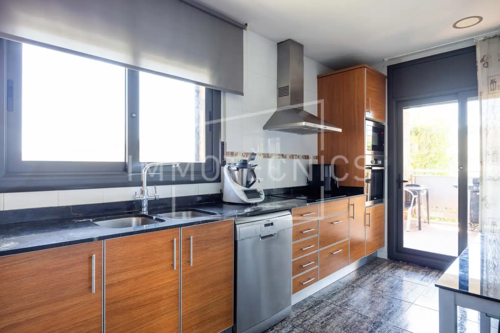 Cocina de Casa o chalet en venta en La Roca del Vallès con Calefacción, Jardín privado y Terraza