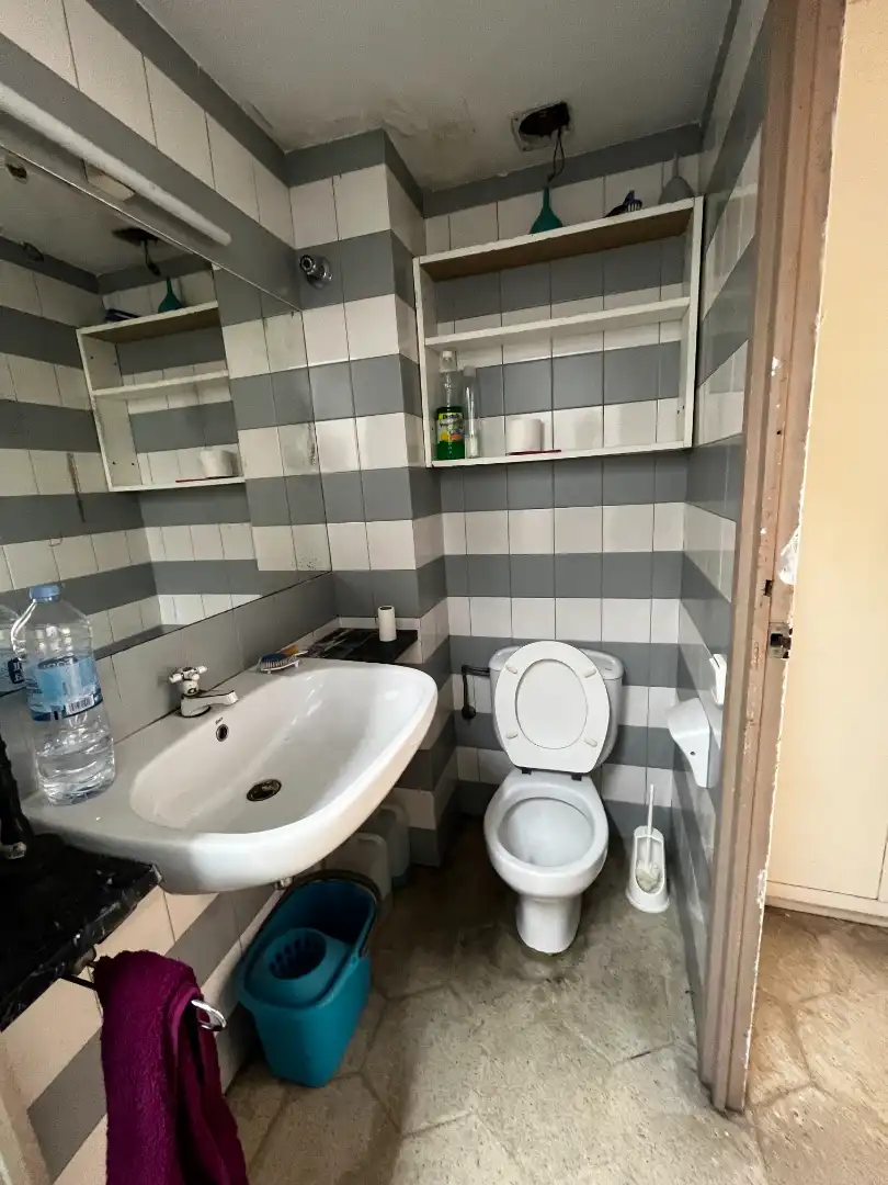 Badezimmer von Geschaftsraum zur Miete in Barcelona