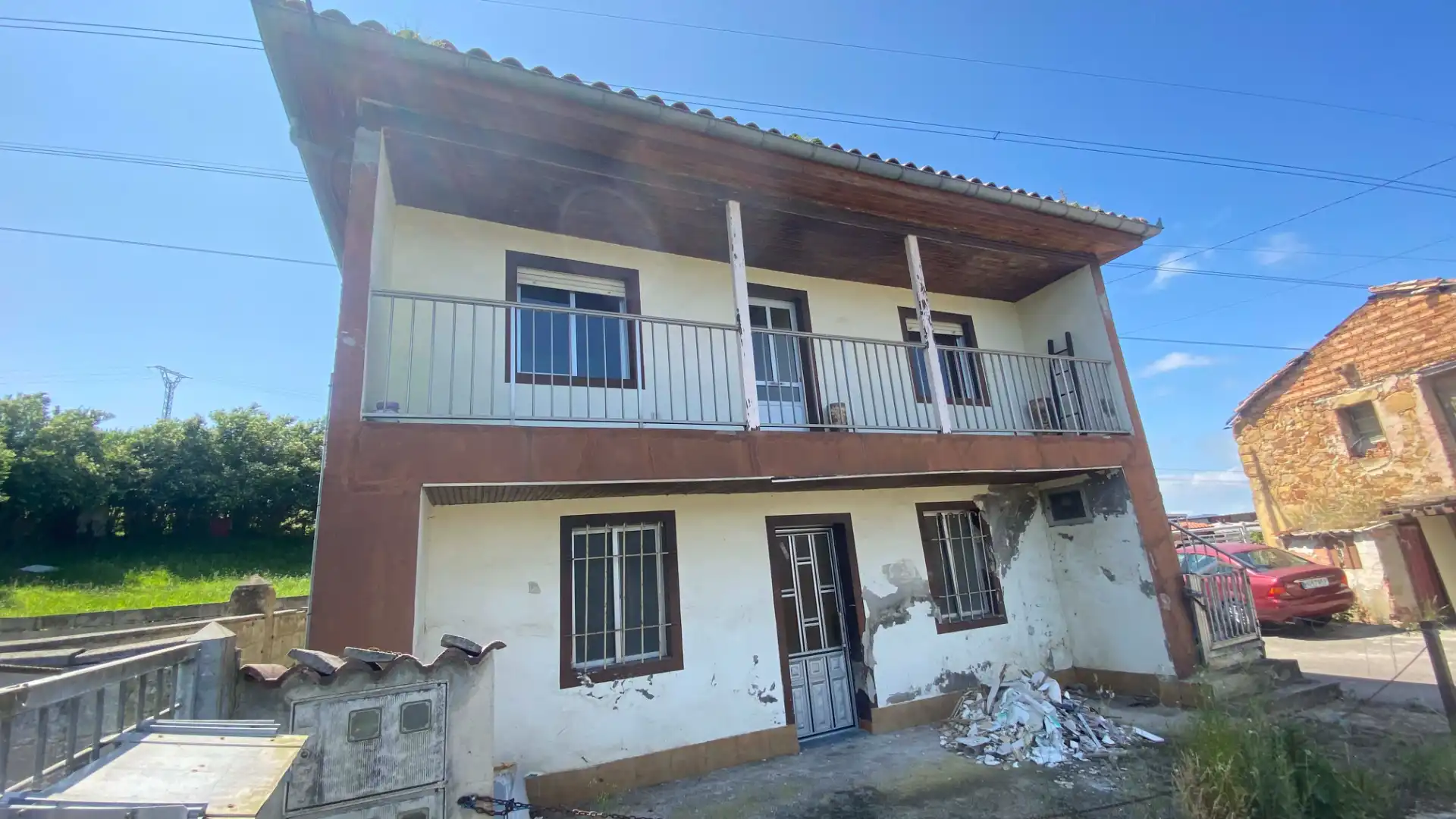 Vista exterior de Casa o chalet en venta en Langreo con Calefacción, Terraza y Balcón