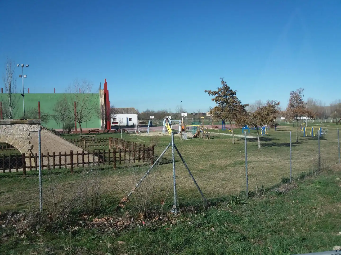 Nave industrial en venta en Hontanares de Eresma