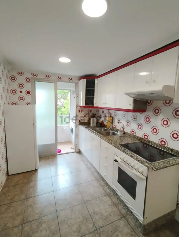 Cuina de Estudi de lloguer en  Valencia Capital amb Moblat, Forn i Rentadora