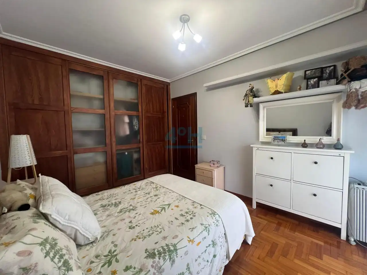 Habitación de Casa adosada en venta en Ourense Capital  con Calefacción, Jardín privado y Parquet