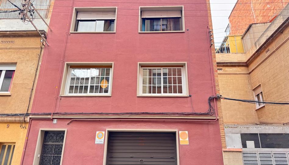 Foto 1 de Edifici en venda a  Argullos, La Prosperitat, Barcelona