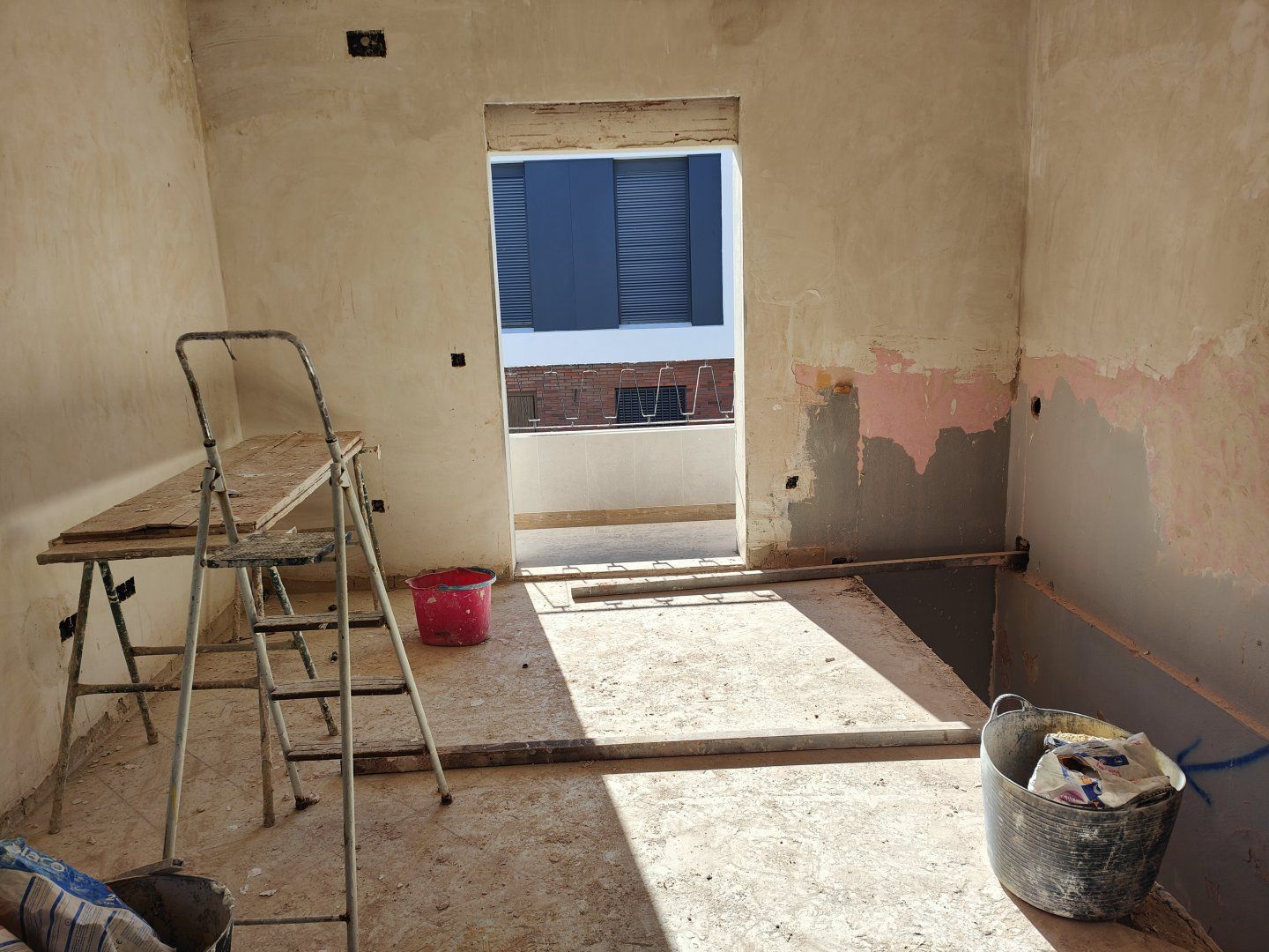 Wohnung miete in Gines mit Klimaanlage, Heizung und Terrasse