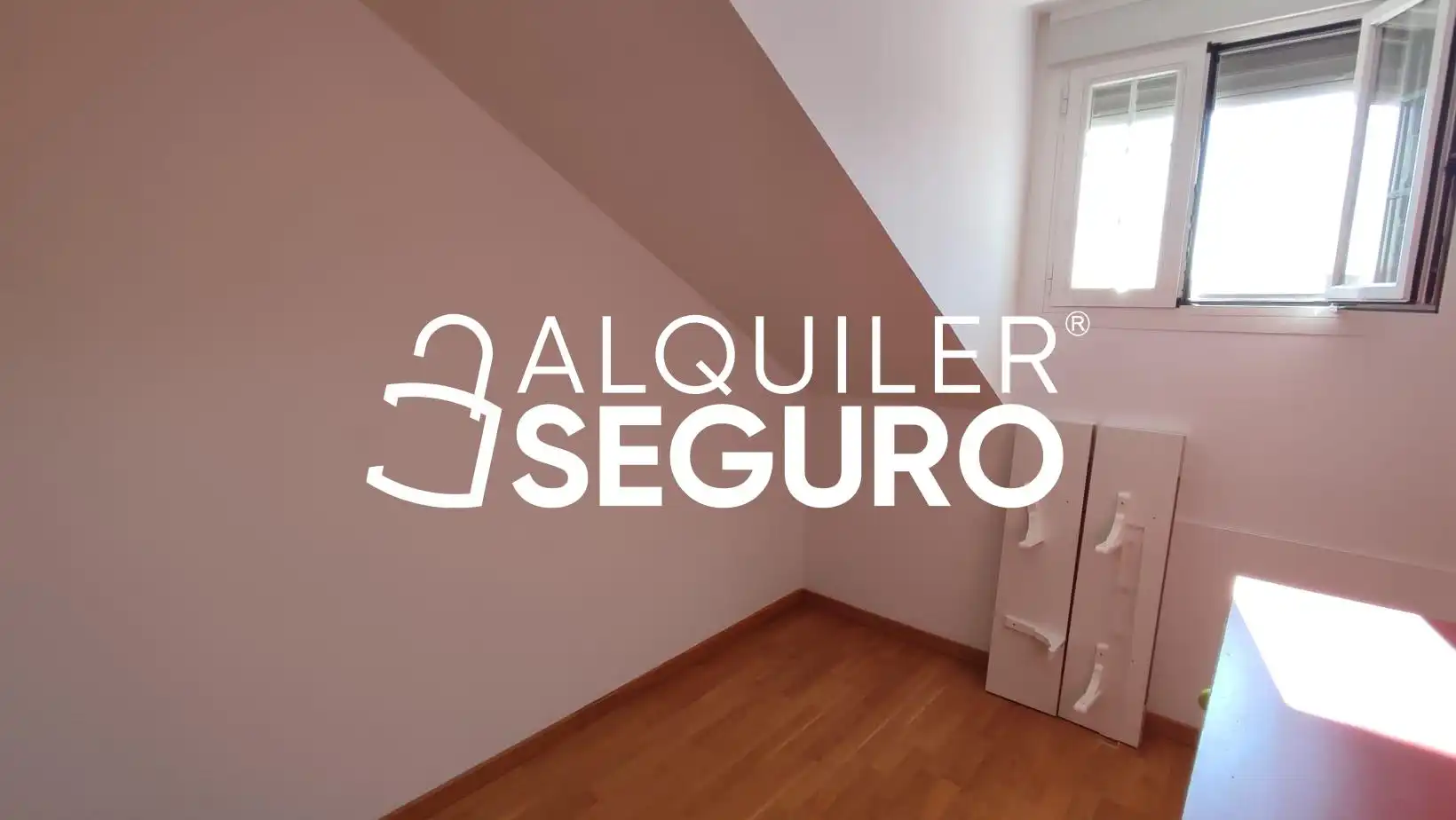 Schlafzimmer von Wohnung zur Miete in Fuente El Saz de Jarama mit Klimaanlage und Heizung