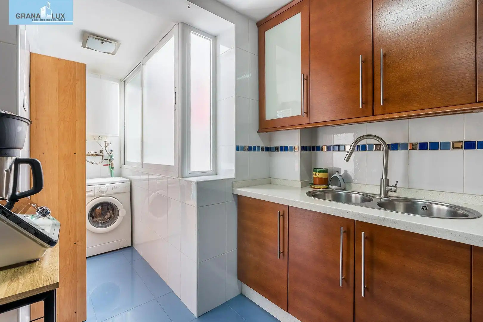 Kitchen of Flat for sale in Ronda