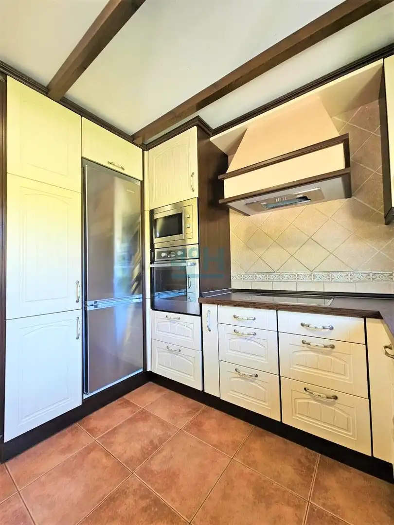 Cocina de Casa o chalet en venta en O Pereiro de Aguiar  con Calefacción, Jardín privado y Terraza
