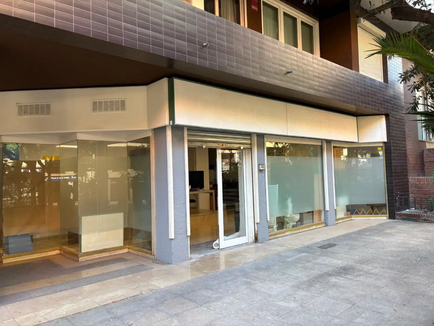Büro zur Miete in Barcelona mit Klimaanlage, Heizung und Möbliert