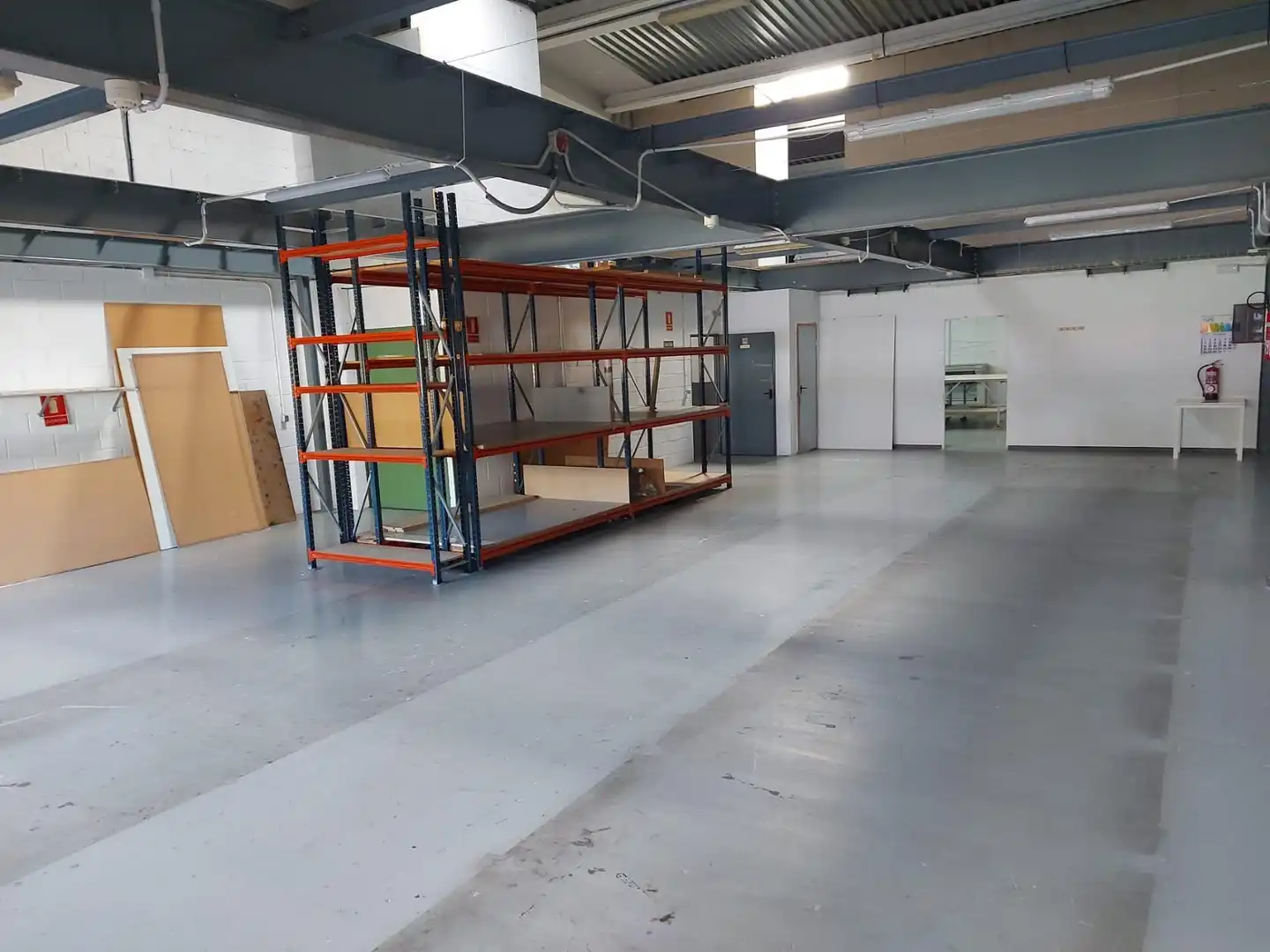 Industrial buildings for rent in Badalona
