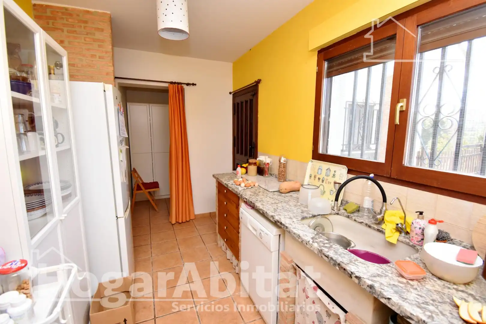 Kitchen of Houses for sale in Picassent  with Air Conditioner, Private garden and Terrace