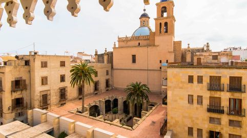Foto 4 de Àtic de lloguer a Casco Antiguo - Sta. Cruz - Ayuntamiento, Alicante / Alacant