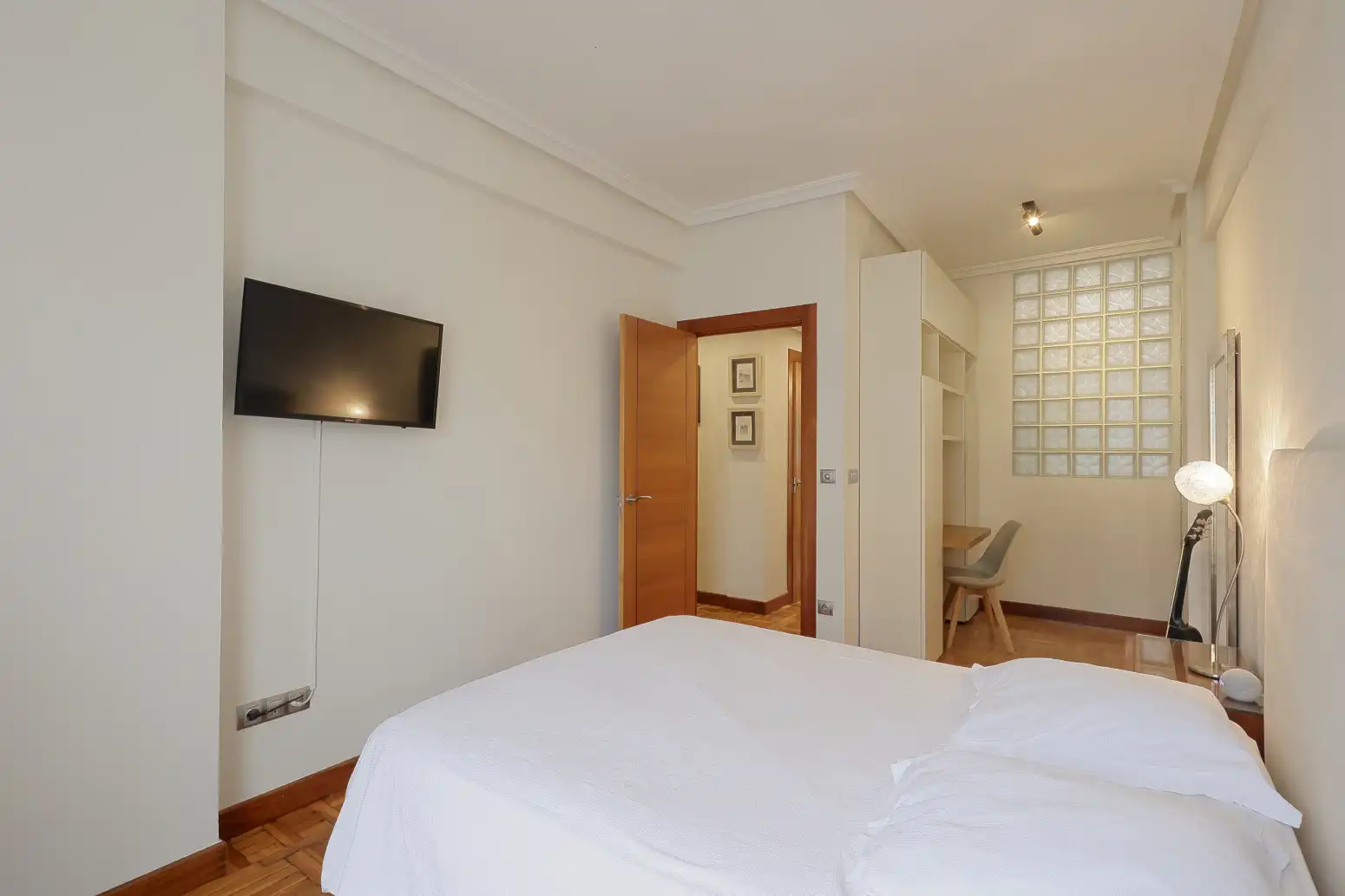 Bedroom of Flat for sale in Gijón   with Heating, Parquet flooring and Terrace