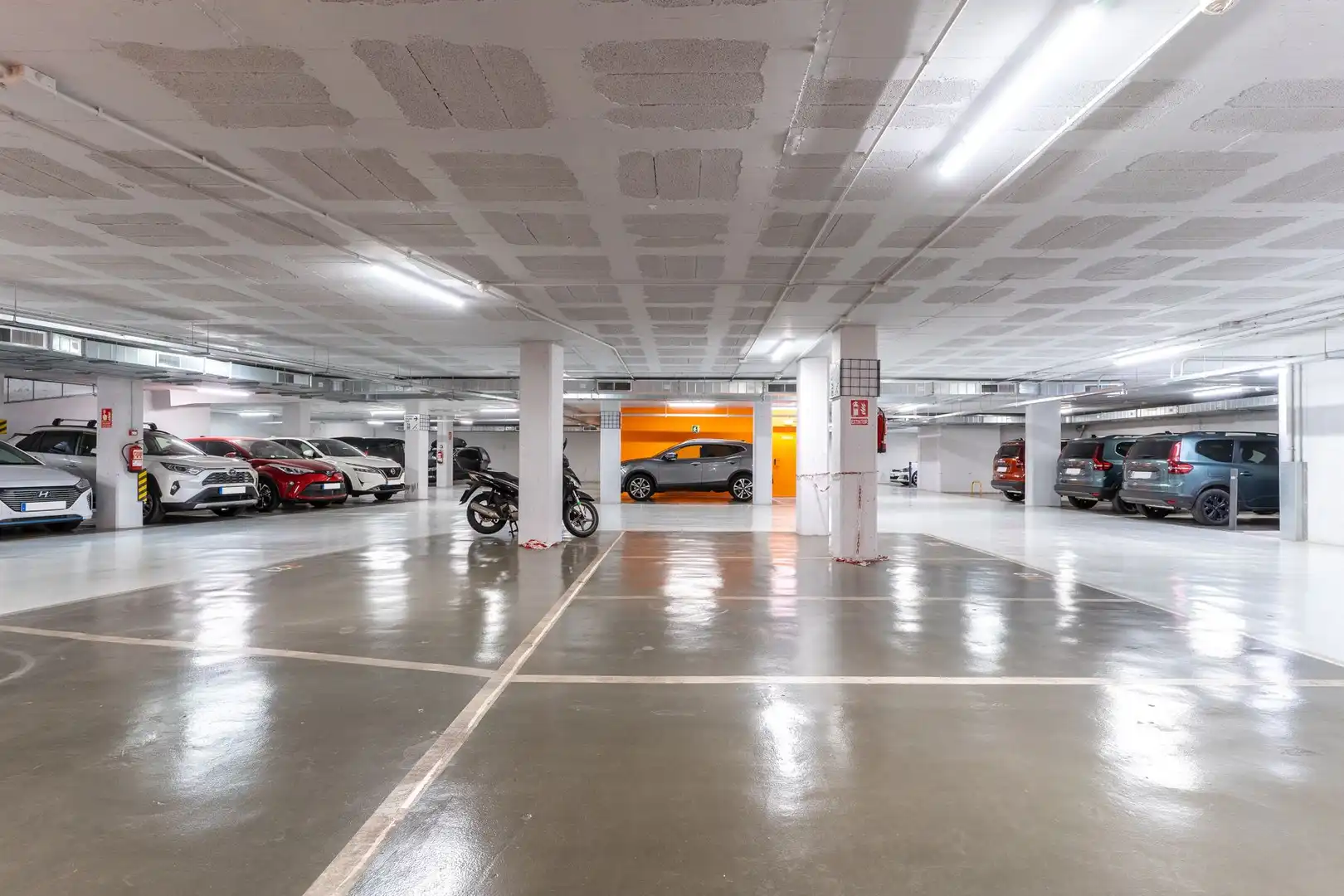 Parkplatz von Garage zur Miete in Barcelona