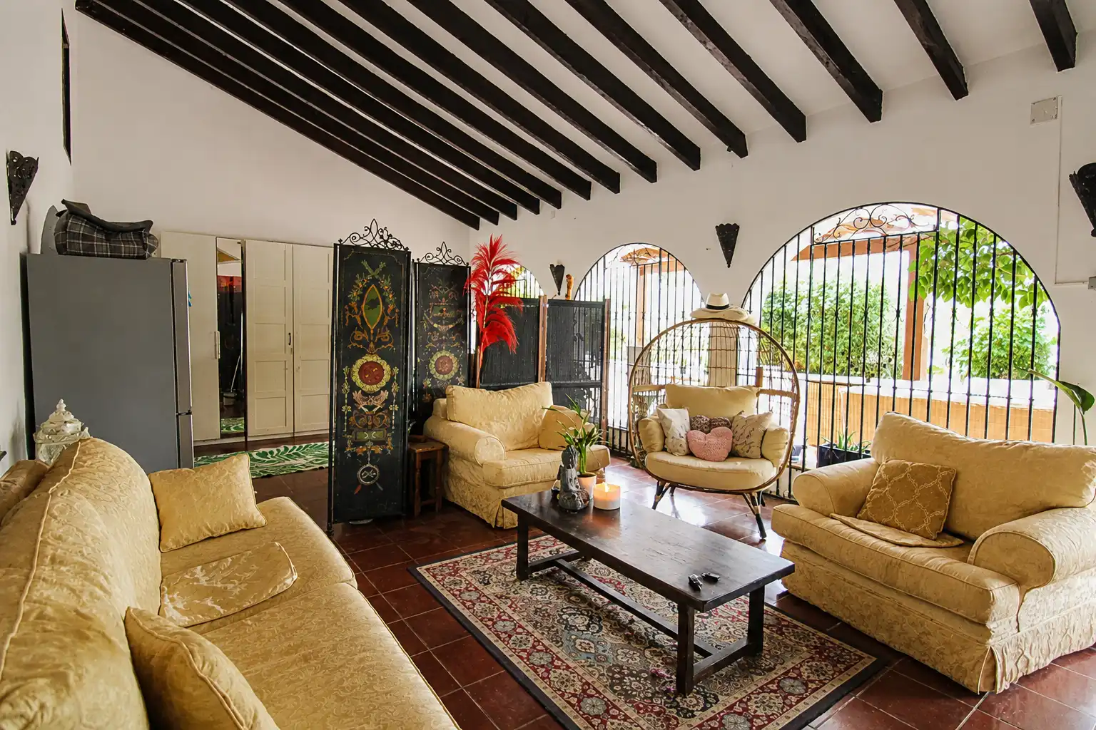 Sala de estar de Finca rústica en venta en Mijas con Aire acondicionado, Calefacción y Jardín privado