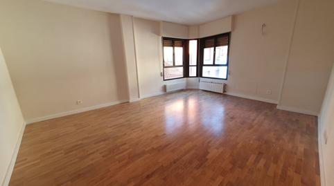 Photo 4 of Flat for rent in Grado, Asturias