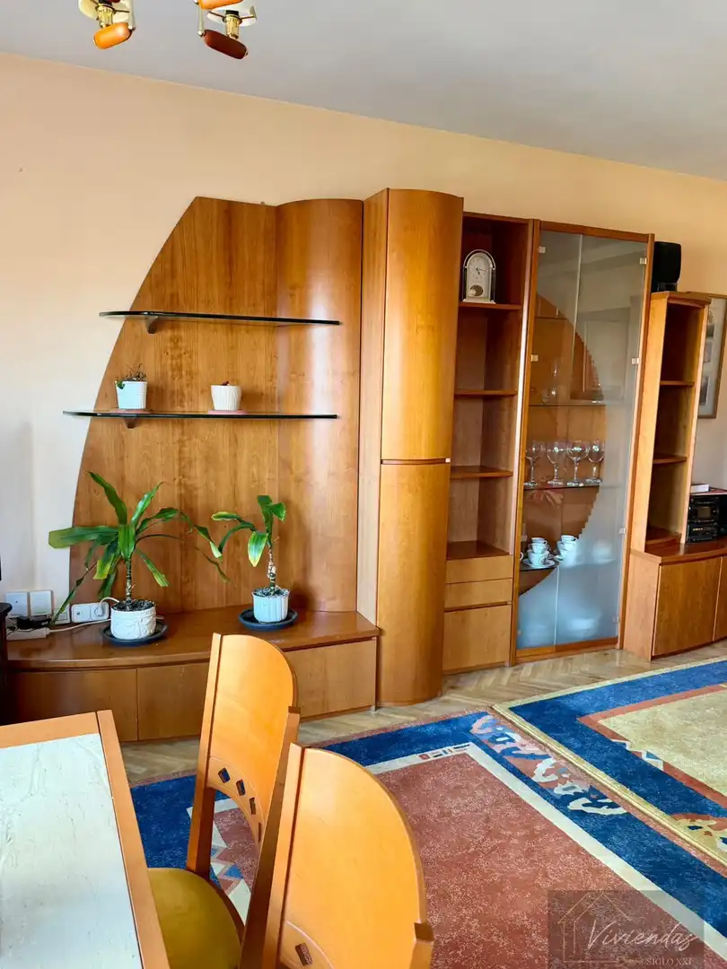 Living room of Flat for sale in Boadilla del Monte  with Air Conditioner, Heating and Parquet flooring