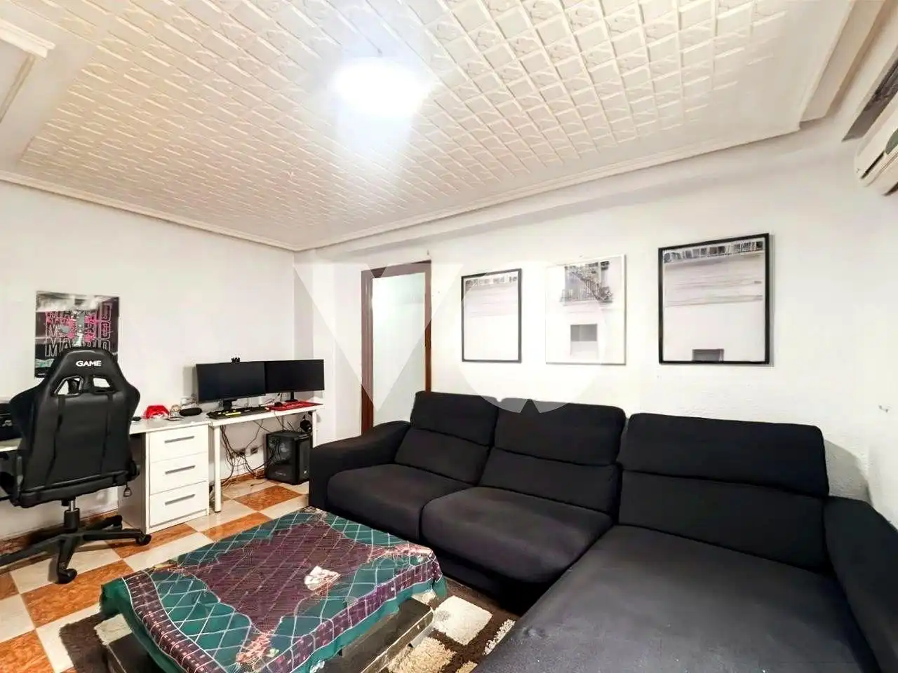 Sala d'estar de Planta baixa en venda en Madrid amb Aire condicionat, Calefacció i Moblat