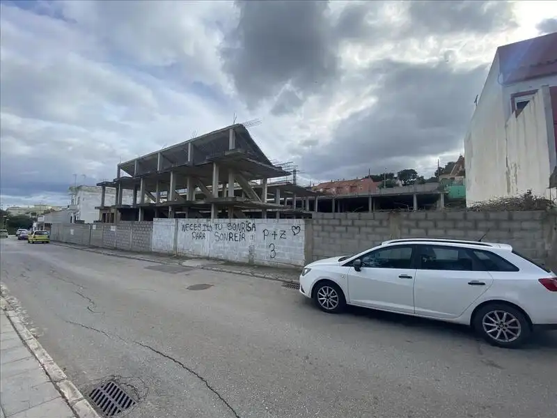 Außenansicht von Maisonette zum Verkauf in Algeciras mit Abstellraum