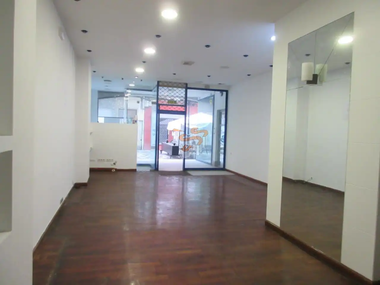 Locale commerciale in affitto a Centro, imagen 3