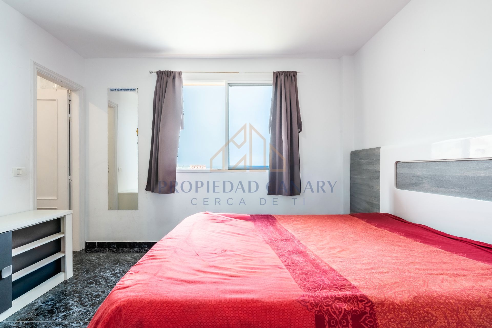 Bedroom of Flat for sale in Los Realejos  with Furnished