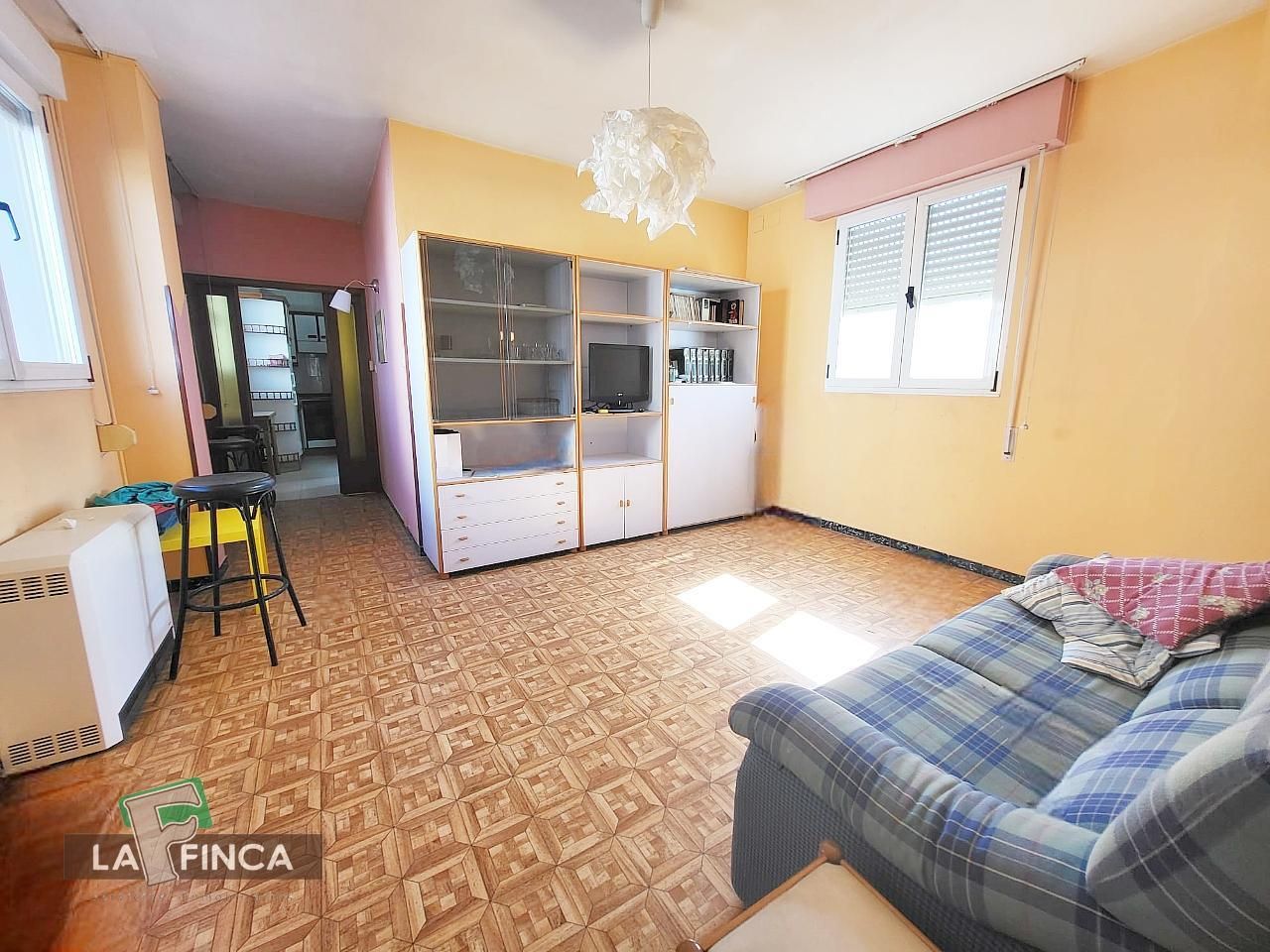 Living room of Apartments for sale in Gijón   with Heating, Parquet flooring and Terrace