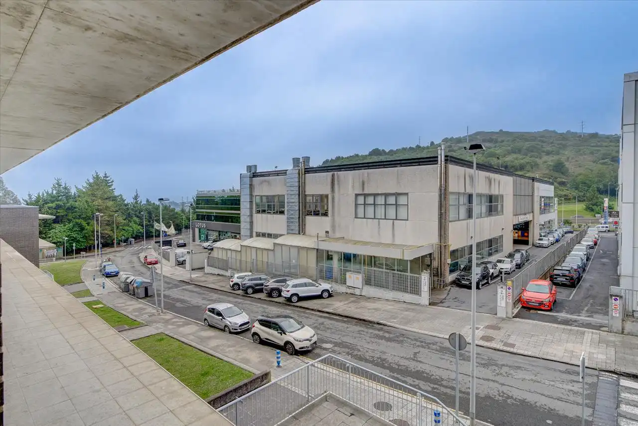 Locale commerciale in vendita a ENEKURIBIDEA, EDIFICIO FATIMA, imagen 4